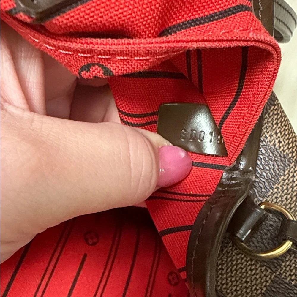 Louis Vuitton Neverfull GM - Picture 13 of 16